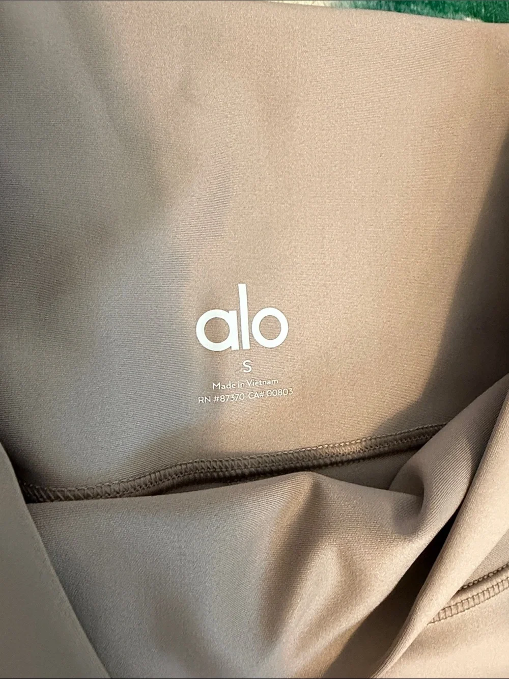 Alo Airlift High-Waist Leggings in Taupe